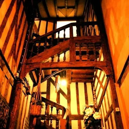 Daire A Avec Cour Interieure Cloturee - 50 M²